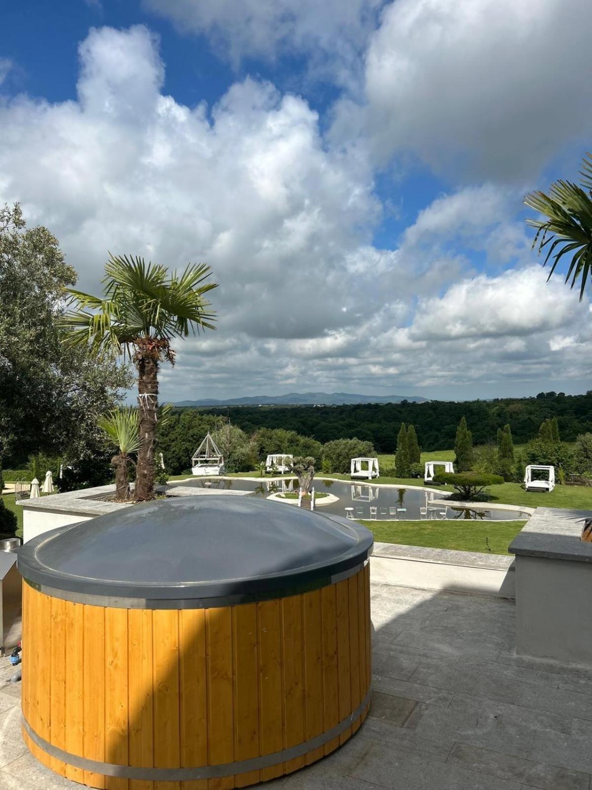Canino Agriturismo Cerrosughero מראה חיצוני תמונה