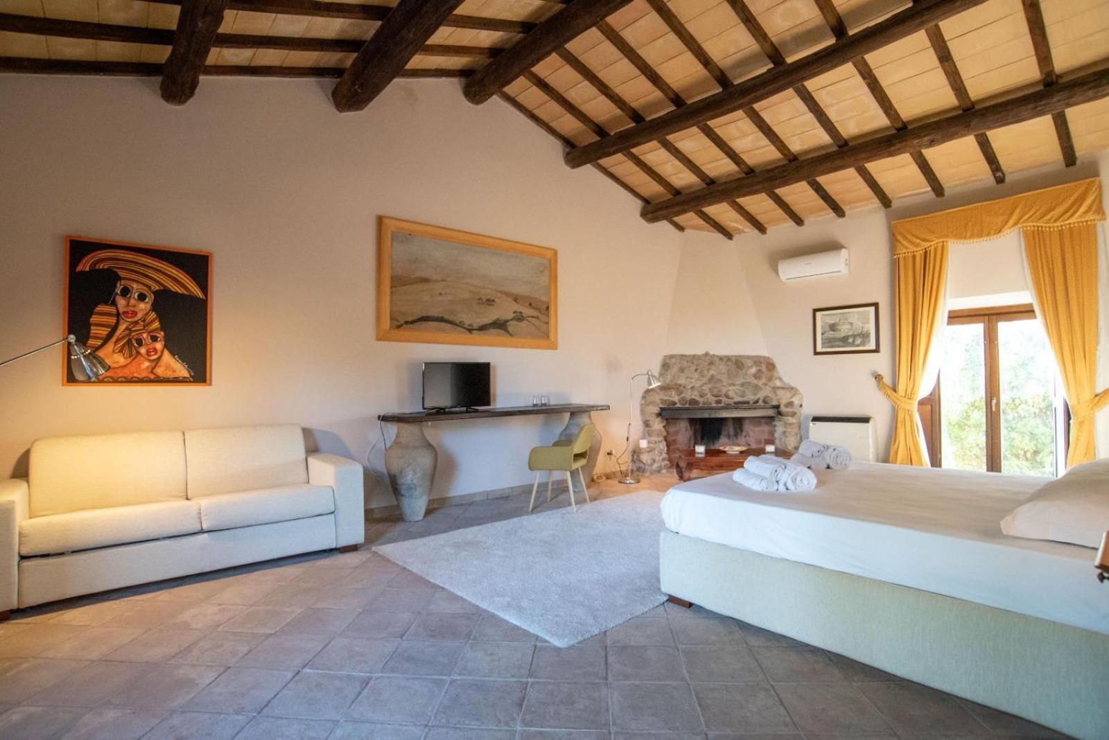 Canino Agriturismo Cerrosughero מראה חיצוני תמונה
