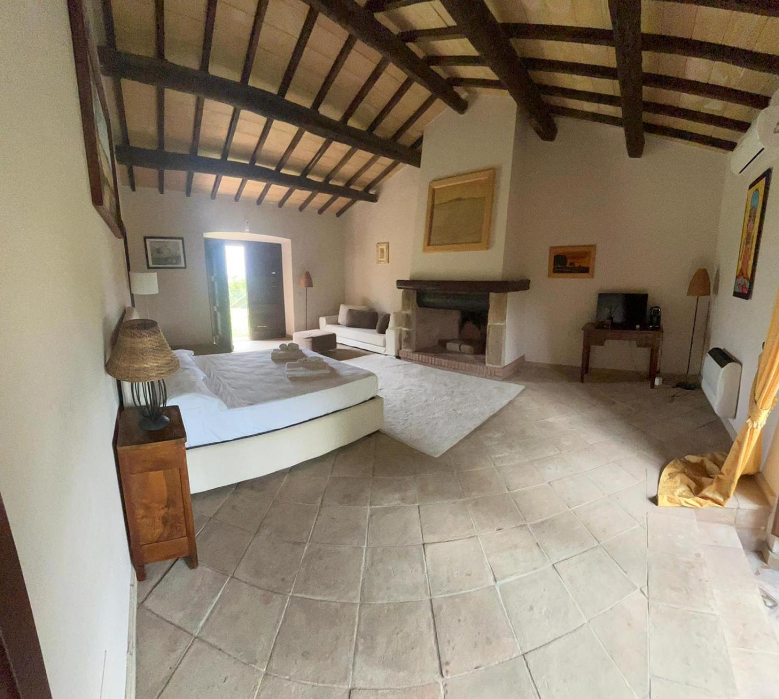 Canino Agriturismo Cerrosughero מראה חיצוני תמונה